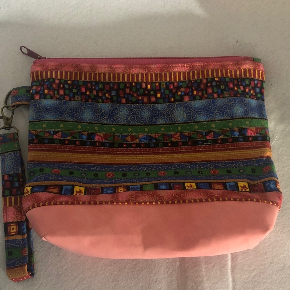 Multicolor Patterned Women's Clutch